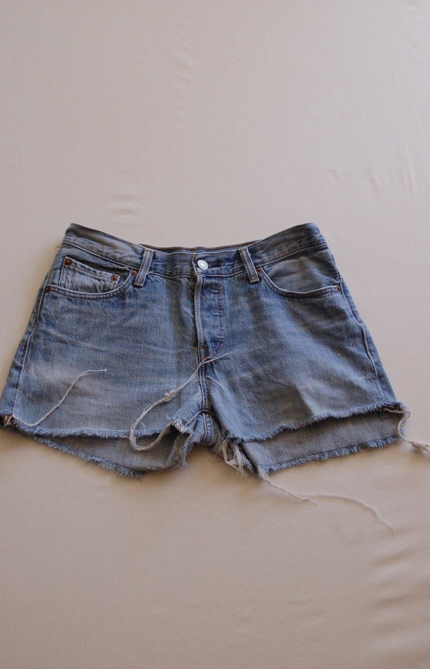 Thrashed Levis 501 Denim Cutoff Shorts Medium Wash Button Fly Frayed Womens 30"